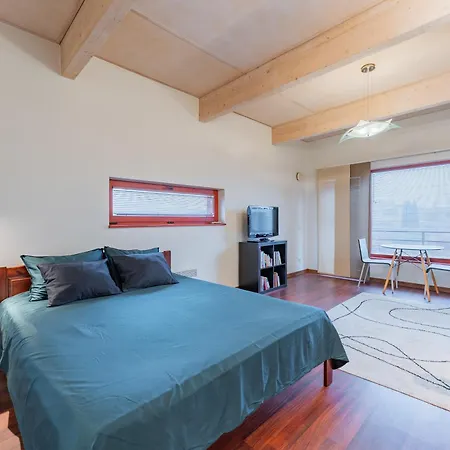 Keskuse Ja Ranna Vaheline In Between The Center&the Apartment Pärnu